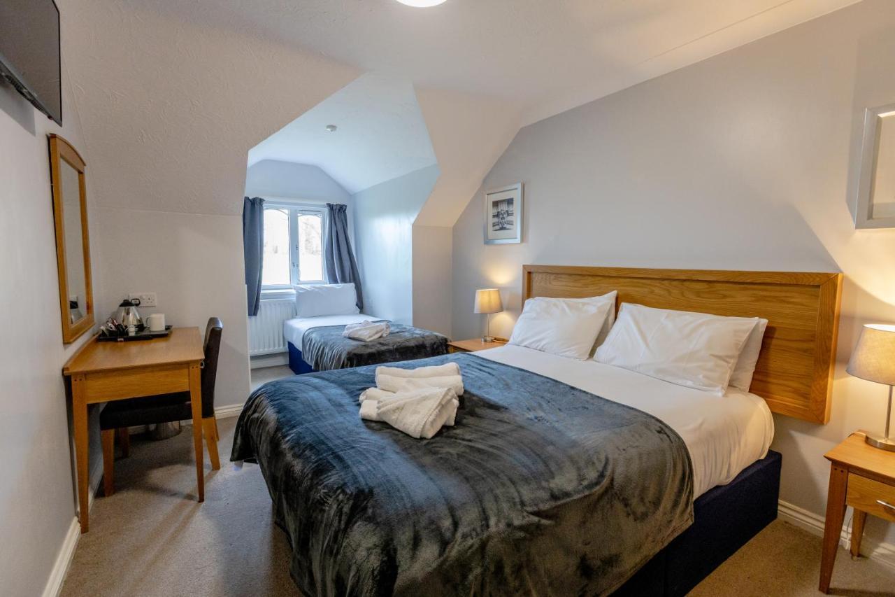 The Angel Hotel Alton  Buitenkant foto